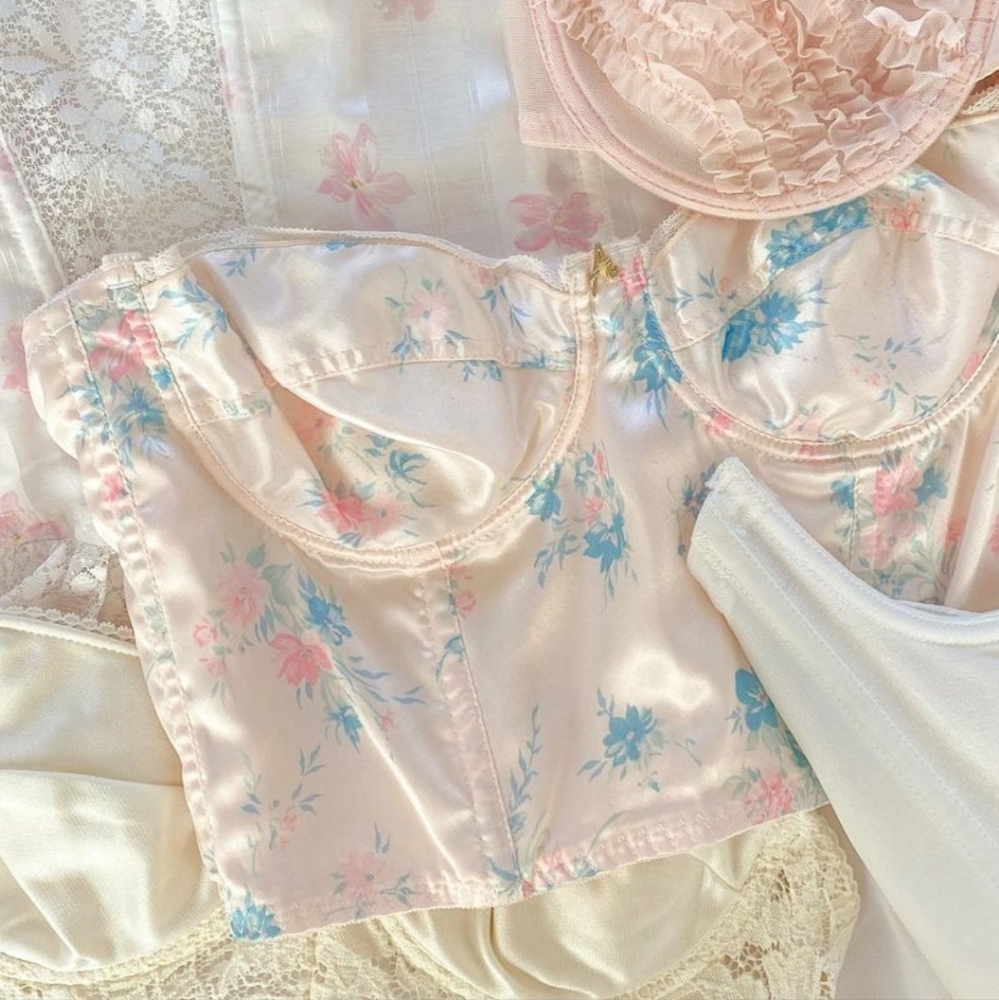 Vintage Sororitè Satin Busier Floral Corset